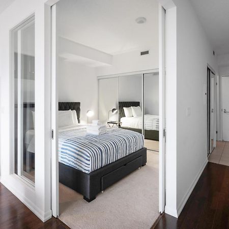 Downtown Toronto 1 Bdrm Condo With Parking And Views エクステリア 写真