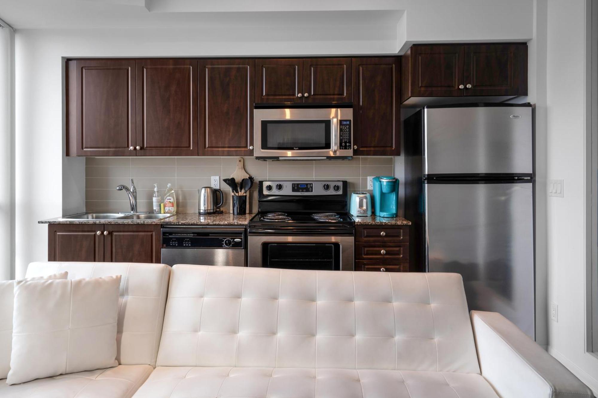 Downtown Toronto 1 Bdrm Condo With Parking And Views エクステリア 写真
